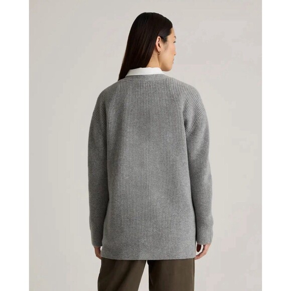 NWOT Quince Gray Mongolian Cashmere Oversized Boyfriend Cardigan Sweater M 0546 - Picture 3 of 9